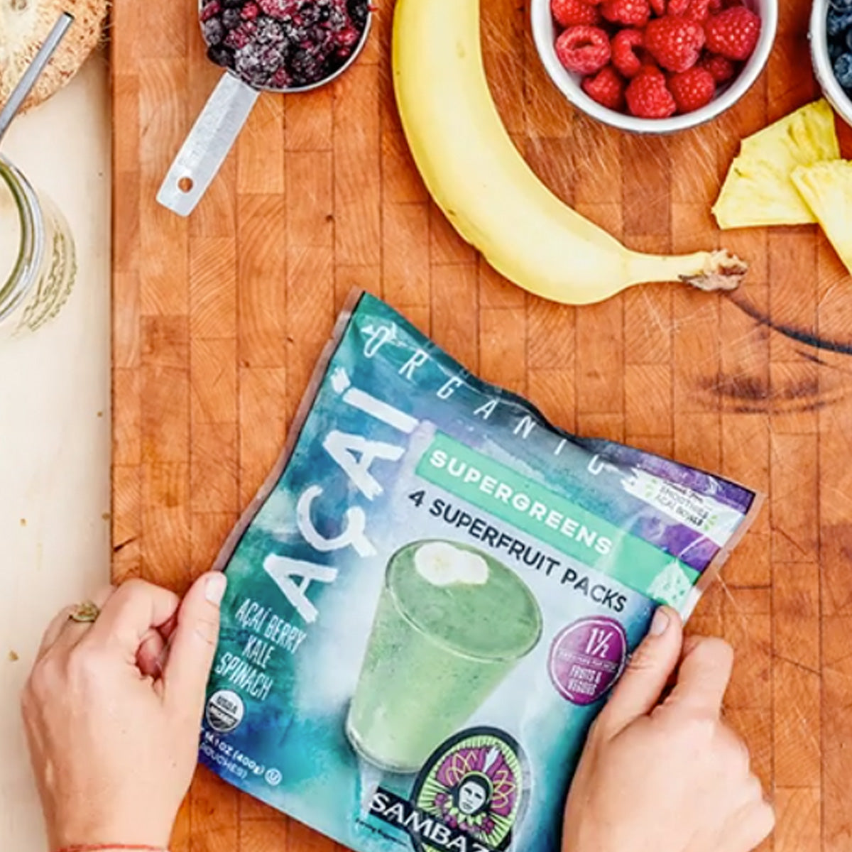 Acai Supergreens Smoothie Recipe with Apple Juice, Berries, &amp; Bananas